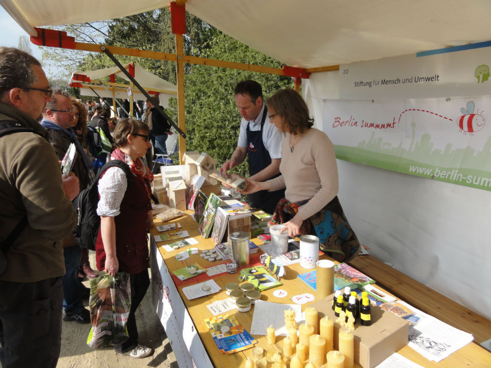 Berlin Summt Auf Dem Staudenmarkt Im Botanischen Garten Berlin